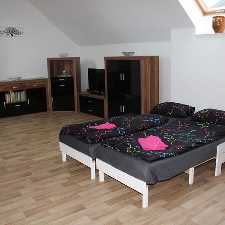 Apartman Rapotin, Jesenicka 296, 3Km Od Termalniho Parku Velke Losiny מראה חיצוני תמונה